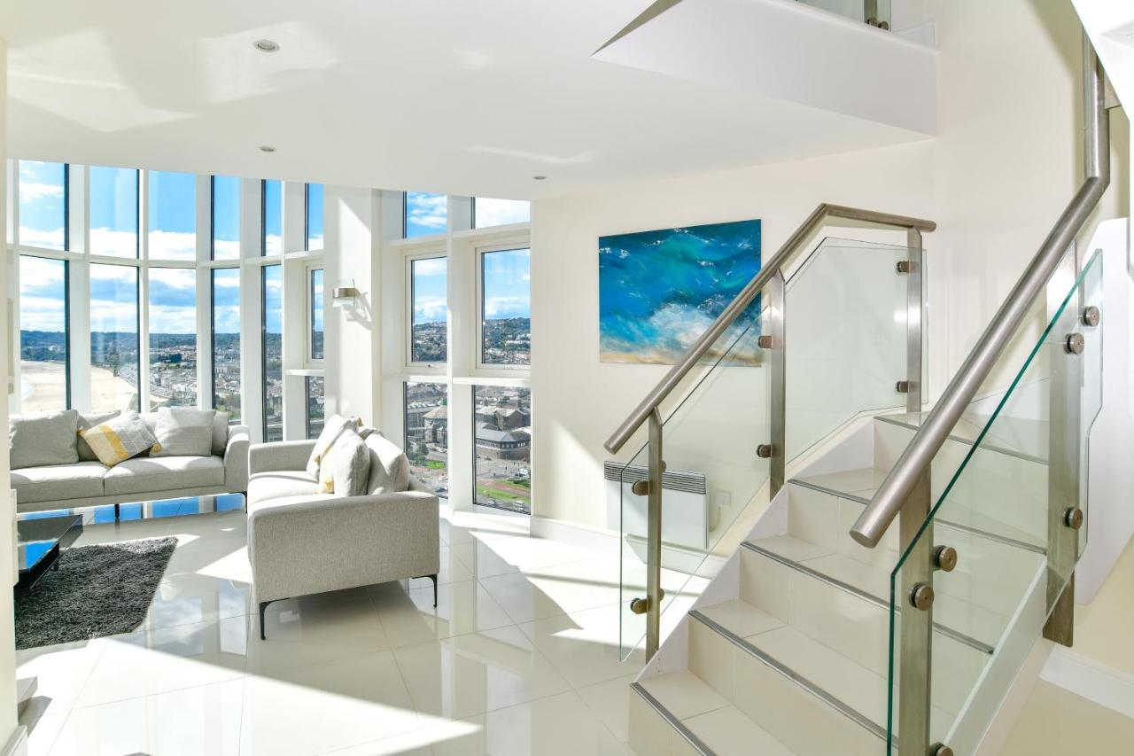 Just Stay Wales - Meridian Quay Penthouses Swansea Dış mekan fotoğraf