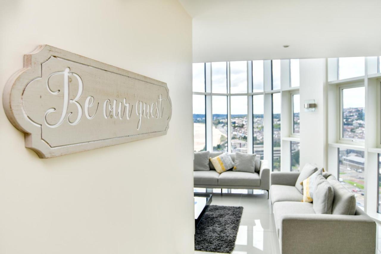 Just Stay Wales - Meridian Quay Penthouses Swansea Dış mekan fotoğraf