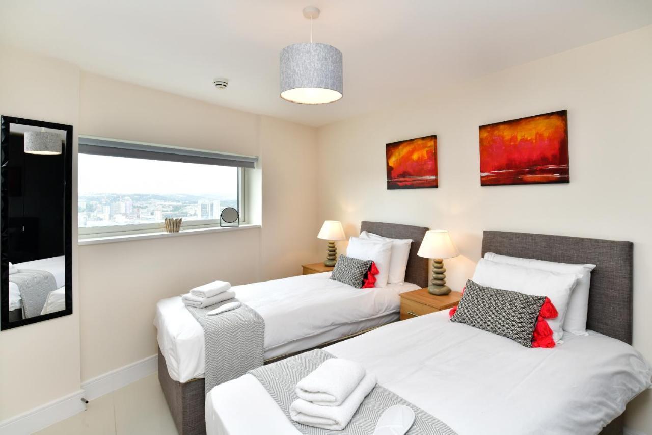 Just Stay Wales - Meridian Quay Penthouses Swansea Dış mekan fotoğraf