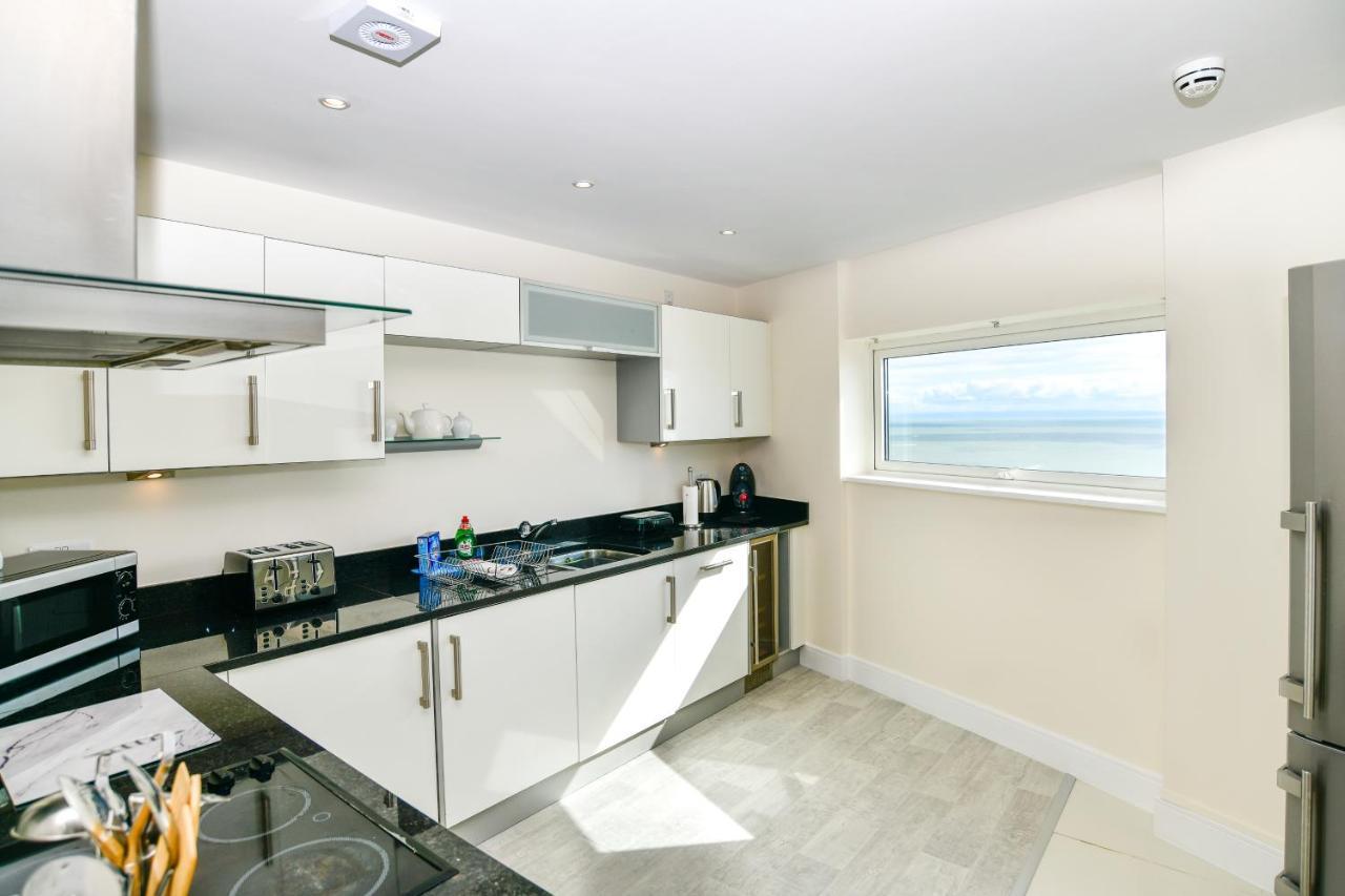 Just Stay Wales - Meridian Quay Penthouses Swansea Dış mekan fotoğraf
