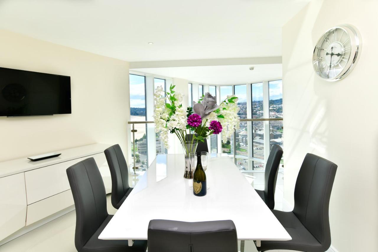 Just Stay Wales - Meridian Quay Penthouses Swansea Dış mekan fotoğraf