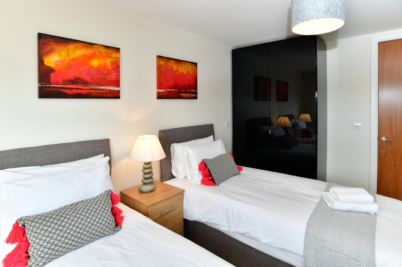 Just Stay Wales - Meridian Quay Penthouses Swansea Dış mekan fotoğraf
