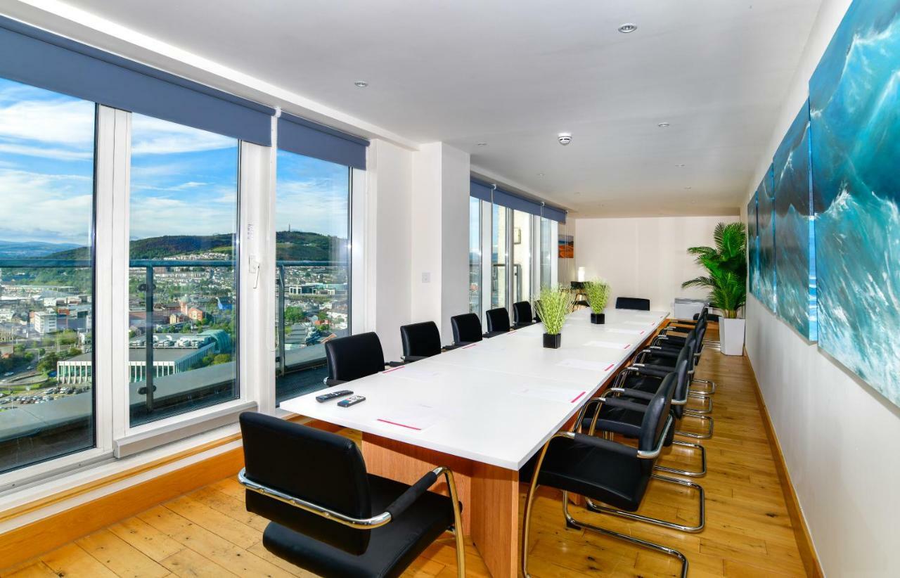 Just Stay Wales - Meridian Quay Penthouses Swansea Dış mekan fotoğraf