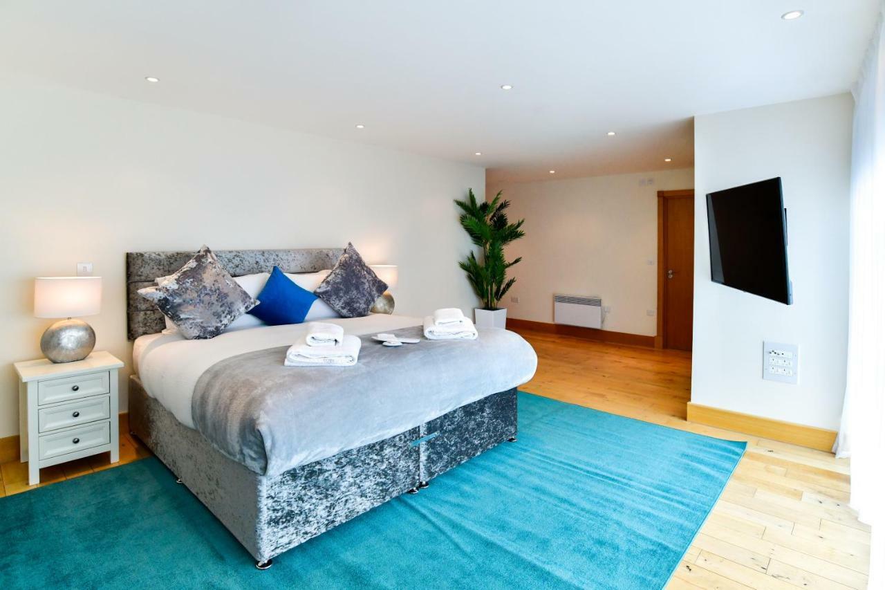 Just Stay Wales - Meridian Quay Penthouses Swansea Dış mekan fotoğraf