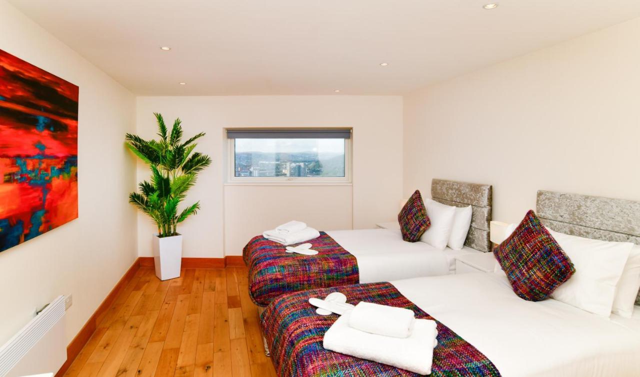 Just Stay Wales - Meridian Quay Penthouses Swansea Dış mekan fotoğraf